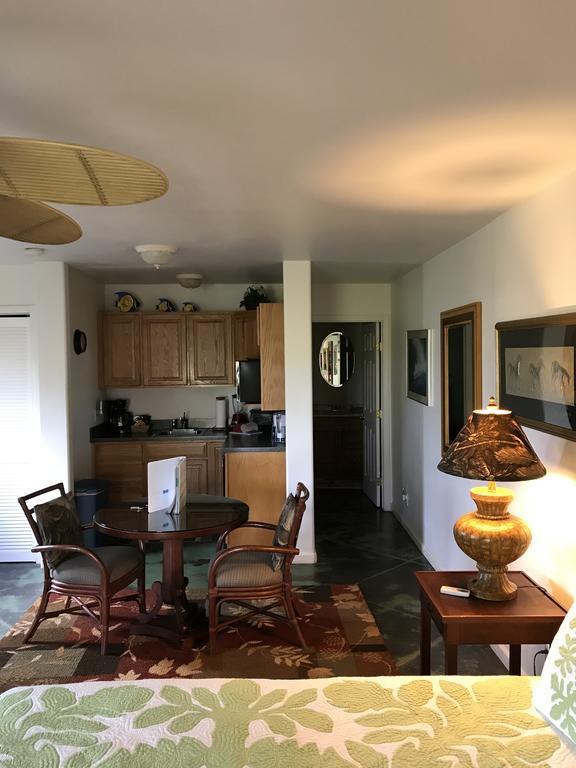Hale Pua Villa - Seaside Studio Koloa Kültér fotó